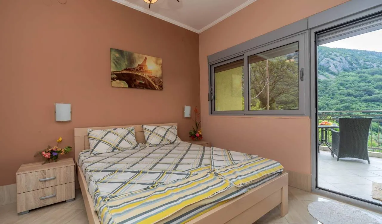 Sale, house, 274m², Buljarica, Budva