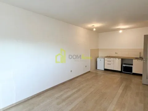 Izdavanje, dvosoban stan, 68m², City Kvart, Podgorica - image 2