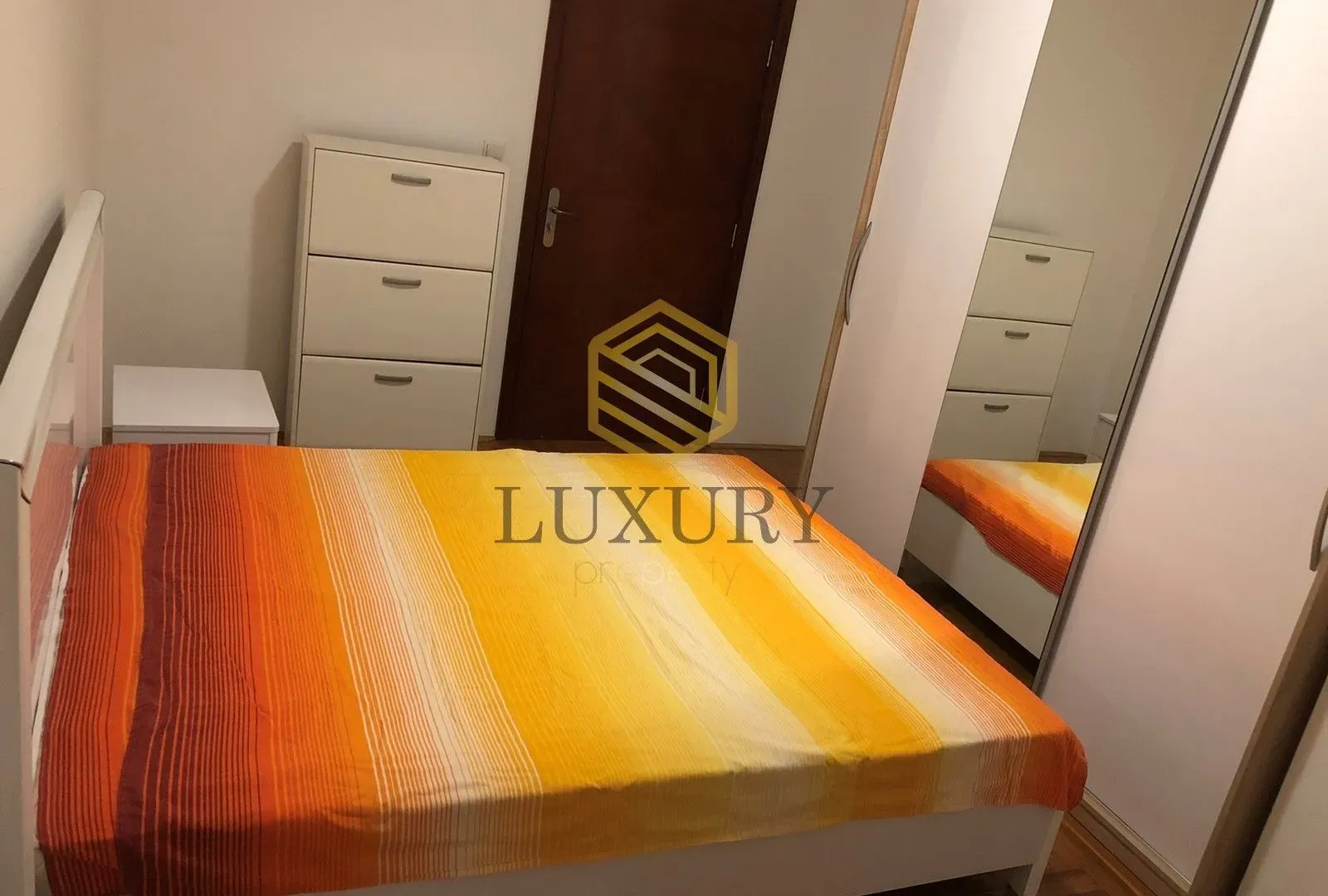 Izdavanje, jednosoban stan, 52m², 1 maj, Podgorica