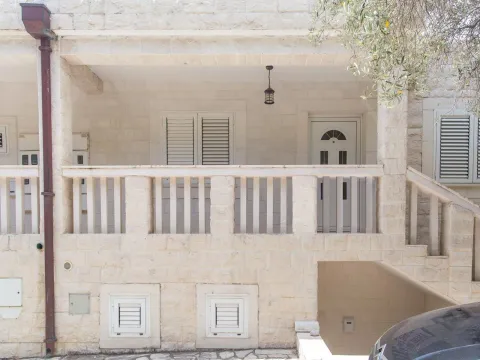 Sale, two bedroom apartment, 103m², Budva, Crna Gora - image 11