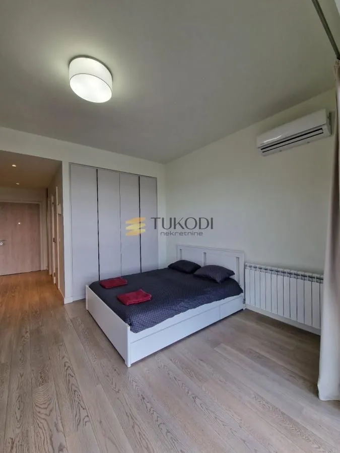 Rent, one bedroom apartment, 37m², Savski Venac, Beograd