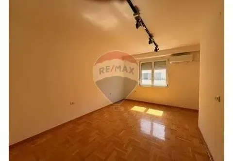 Sale, three bedroom apartment, 159m², Apelovac, Niš - image 12