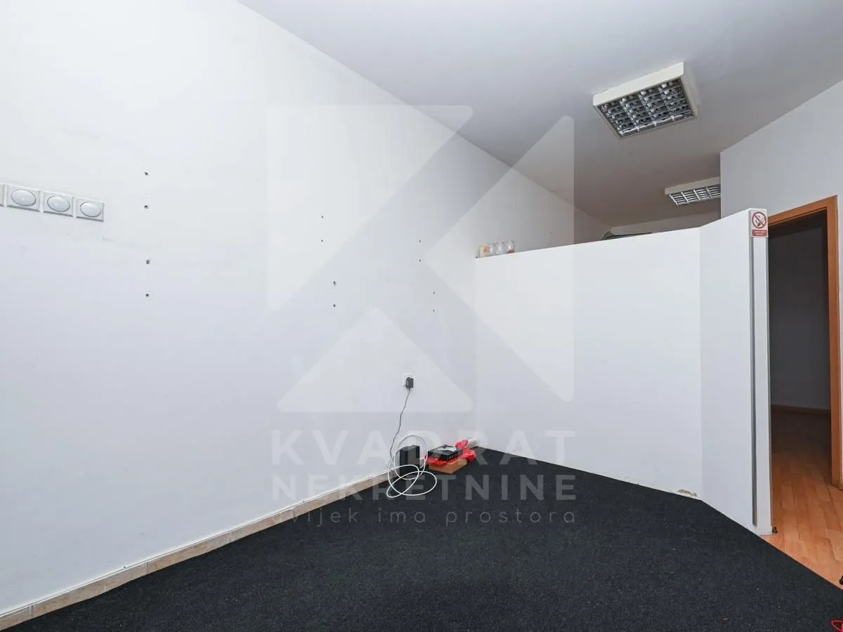 Rent, office space, 60m², Stara Varoš, Podgorica