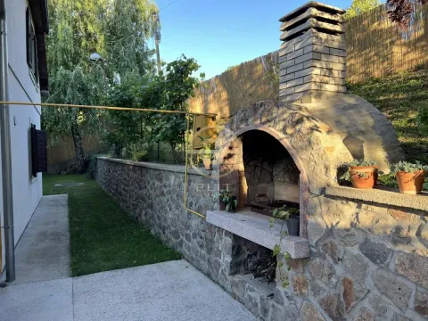 Sale, house, 254m², Beočin, Srbija - image 10