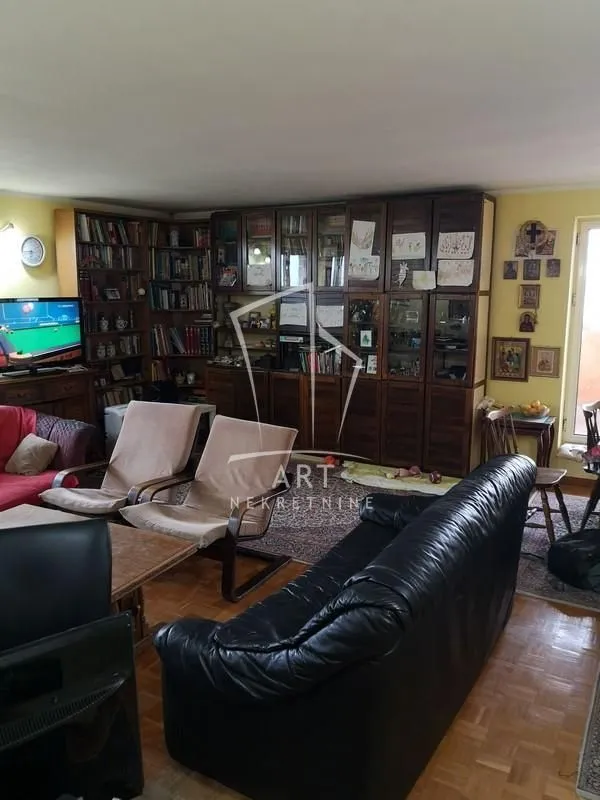 Prodaja, četvorosoban stan, 88m², Novi Beograd Blok 30, Novi Beograd Sve Podlokacije