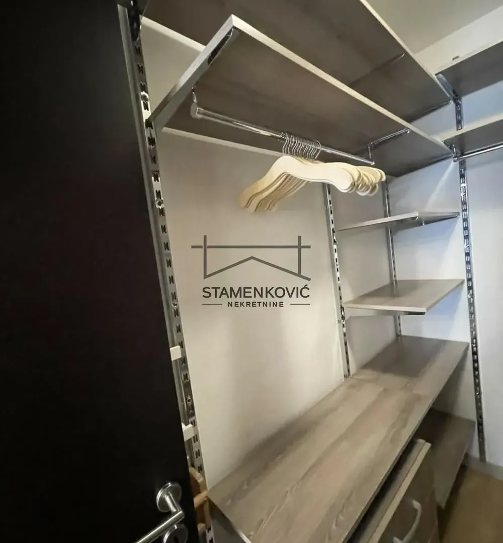 Prodaja, trosoban stan, 105m², Liman 3, Novi Sad Sve Podlokacije