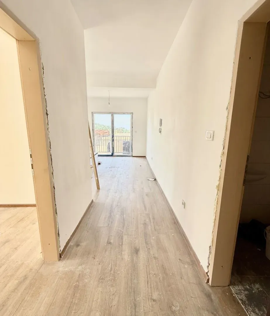 Sale, two bedroom apartment, 55m², Petrovac, Budva