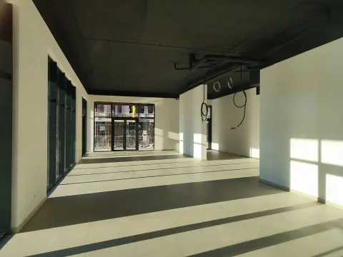 Rent, office space, 150m², City Kvart, Podgorica - image 2