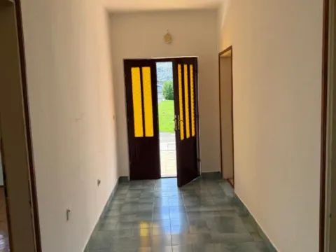 Prodaja, kuća, 200m², Danilovgrad, Crna Gora - image 8