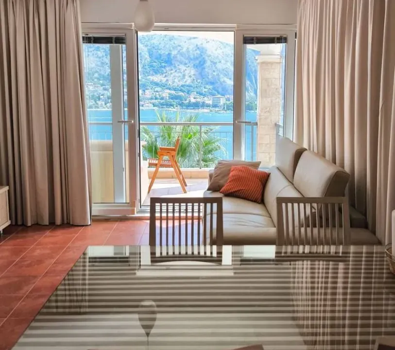 Sale, two bedroom apartment, 76m², Muo, Kotor