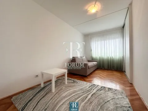 Izdavanje, dvosoban stan, 70m², Preko Morače, Podgorica - image 10