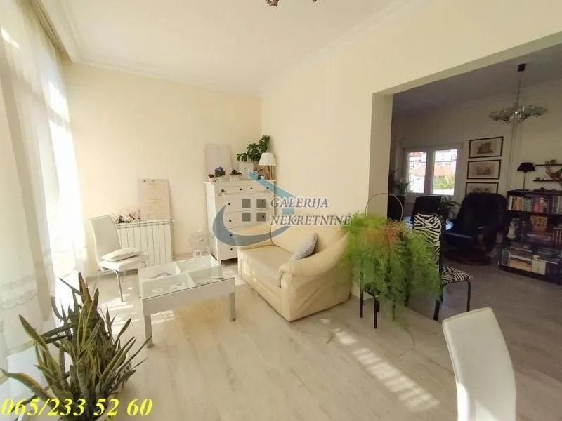 Sale, apartment, 208m², Stari Grad, Beograd