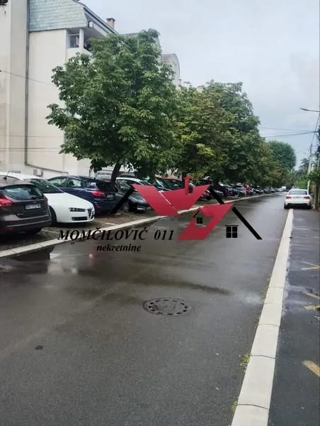 Prodaja, četvorosoban stan, 90m², Cerak, Beograd