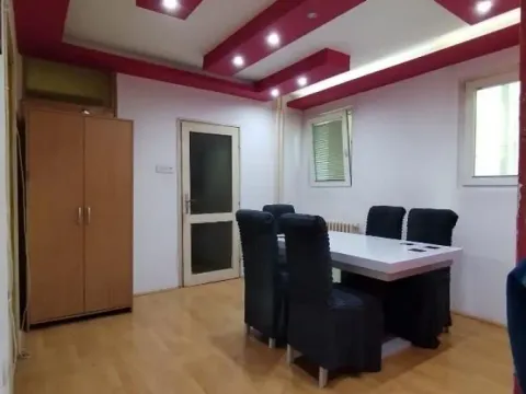 Prodaja, trosoban stan, 106m², Novi Beograd Blok 70, Novi Beograd Sve Podlokacije - image 4