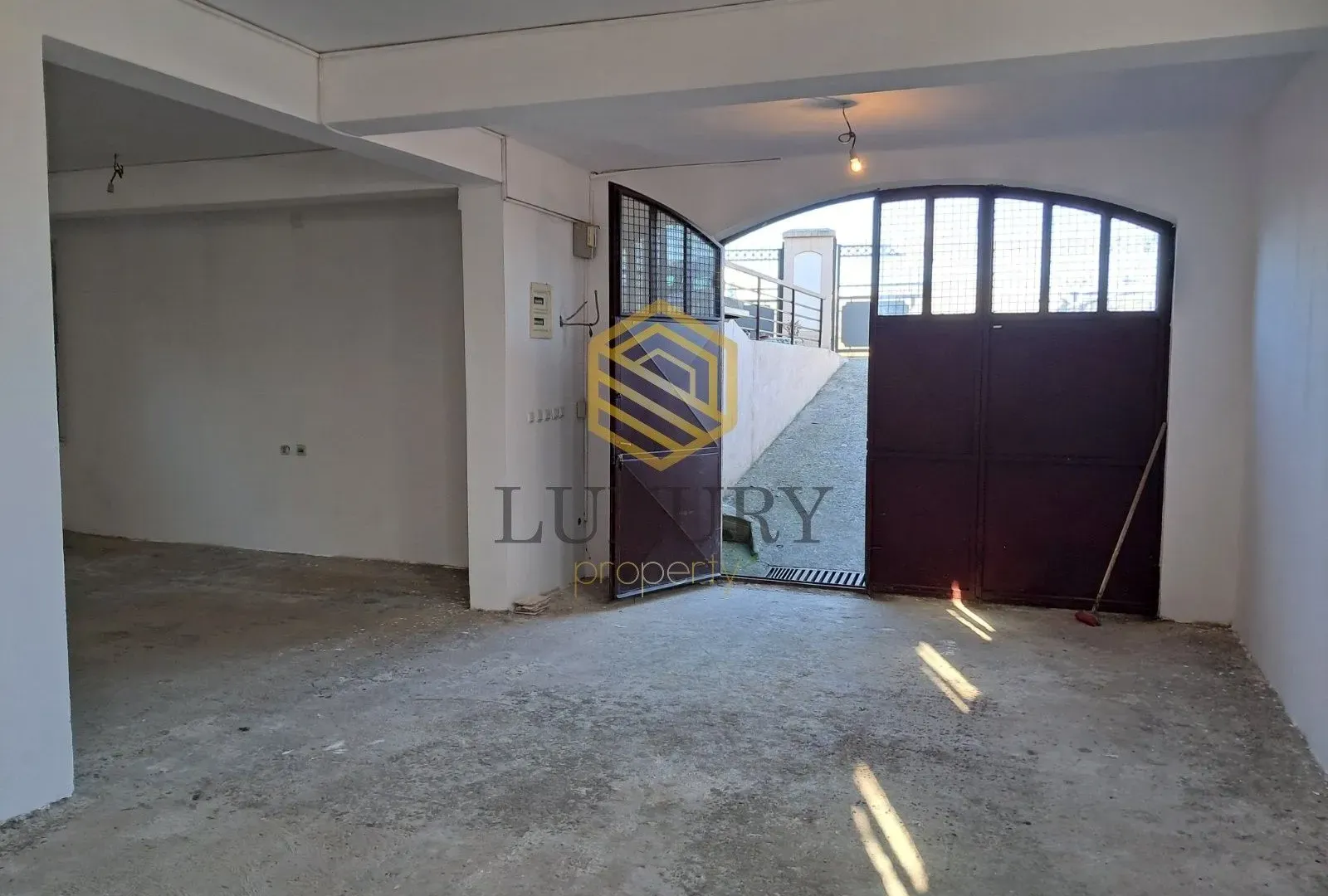 Rent, office space, 110m², Gornja Gorica, Podgorica