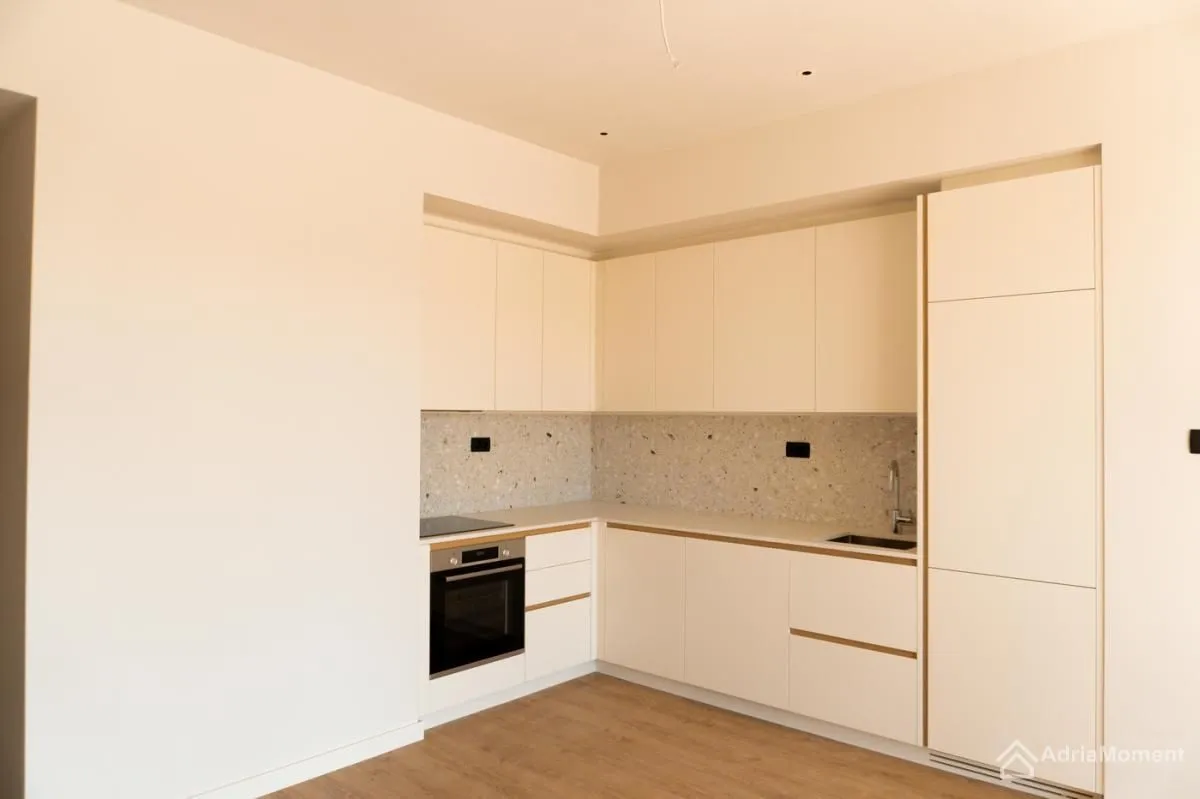 Prodaja, dvosoban stan, 88m², Porto Montenegro, Tivat