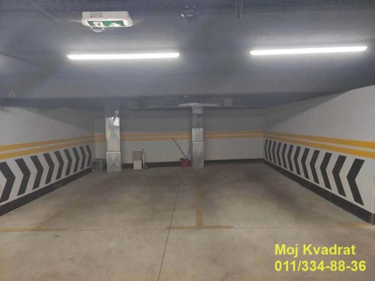 Sale, apartment, 193m², Južni Bulevar, Vračar Sve Podlokacije