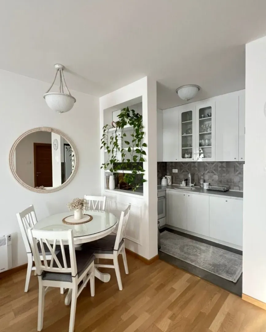 Izdavanje, jednosoban stan, 42m², Pobrežje, Podgorica
