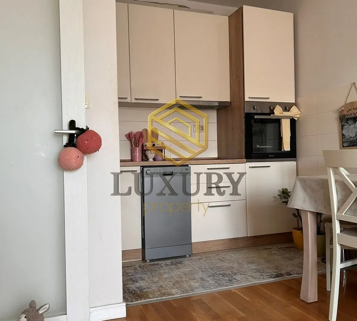 Prodaja, jednosoban stan, 39m², Stari Aerodrom, Podgorica