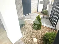 Izdavanje, poslovni prostor, 206m², Batajnica, Beograd - image 18