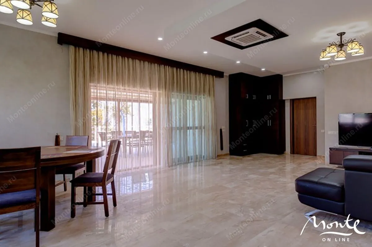 Prodaja, kuća, 372m², Stoliv, Kotor