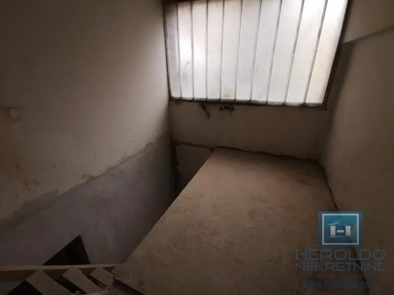 Sale, office space, 68m², Centar, Jagodina
