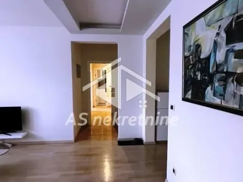 Rent, three bedroom apartment, 81m², Lekino Brdo, Voždovac Sve Podlokacije - image 8