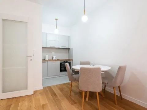 Izdavanje, stan, 45m², Central Point, Podgorica - image 7