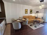 Rent, two bedroom apartment, 75m², Petrovac, Budva - image 10