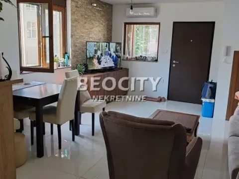 Prodaja, trosoban stan, 68m², Petlovo Brdo, Beograd - image 8