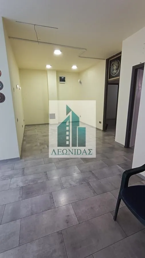 Rent, office space, 84m², Medijana, Niš