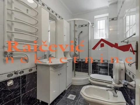 Izdavanje, kuća, 544m², Trošarina, Voždovac Sve Podlokacije - image 13