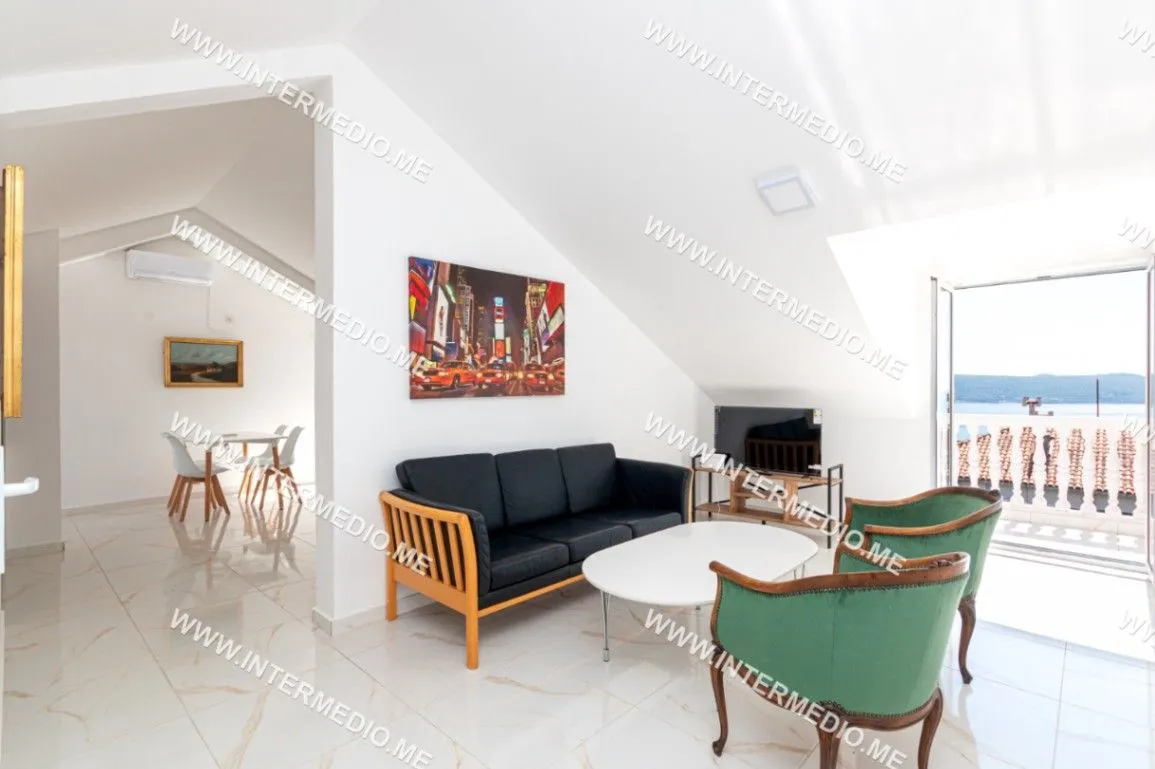 Prodaja, garsonjera, 36m², Centar, Herceg Novi
