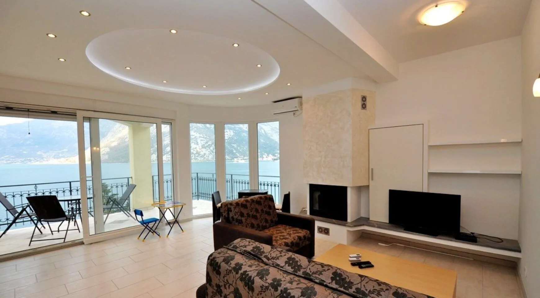 Sale, house, 424m², Kostanjica, Kotor
