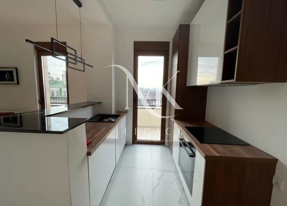 Izdavanje, četvorosoban stan, 91m², Crveni Krst, Beograd
