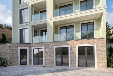 Prodaja, trosoban stan, 93m², Pržno, Budva - image 12