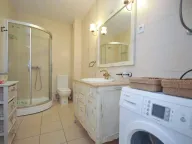 Prodaja, dvosoban stan, 64m², Centar, Budva - image 11