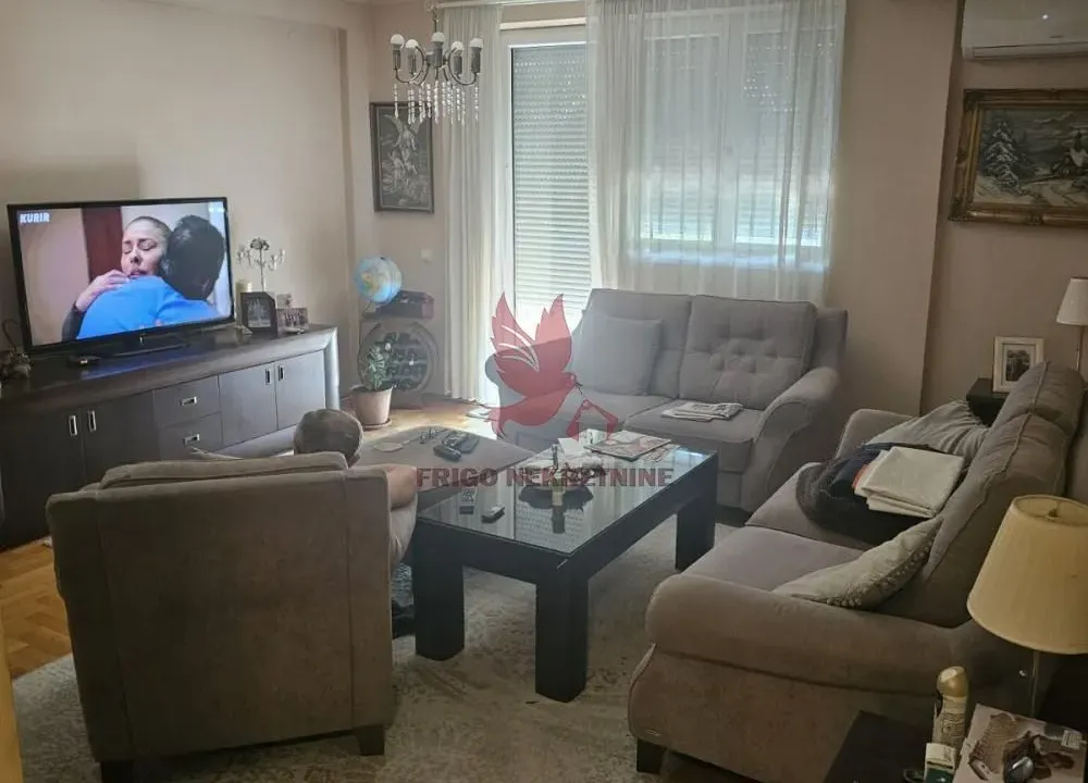 Prodaja, trosoban stan, 78m², Centar Sve Podlokacije, Beograd