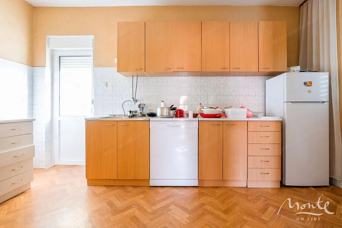 Prodaja, kuća, 119m², Tivat, Crna Gora