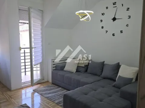Izdavanje, stan, 30m², Centar, Novi Sad - image 2