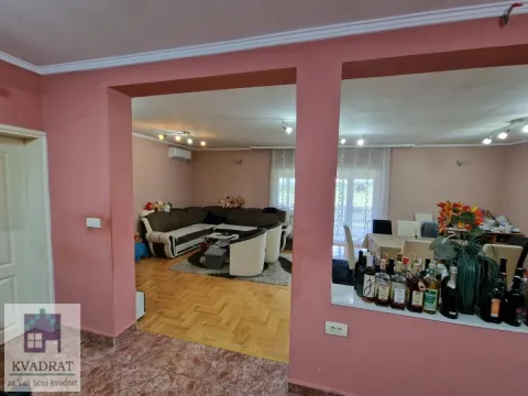 Prodaja, kuća, 300m², Kršna glava, Ub - image 10