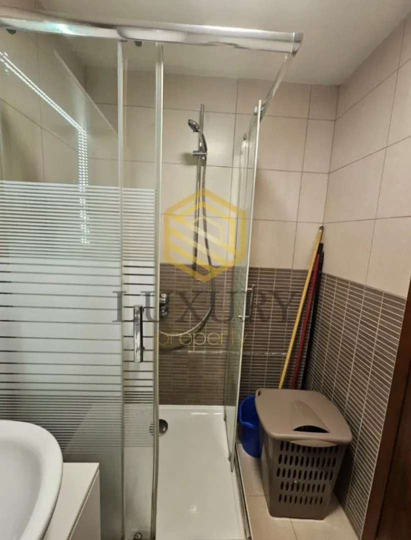 Izdavanje, jednosoban stan, 49m², Tološka šuma, Podgorica