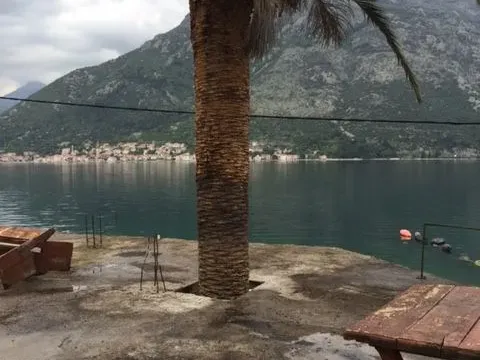 Sale, house, 241m², Stoliv, Kotor - image 1