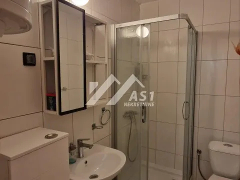 Izdavanje, jednosoban stan, 38m², Centar, Novi Sad - image 10