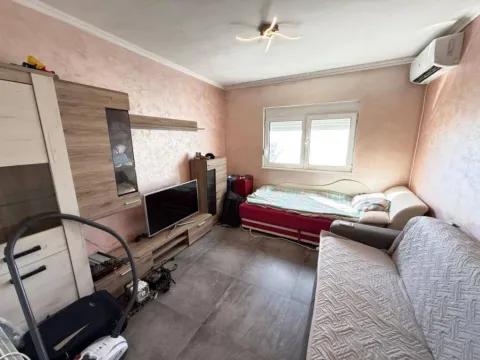 Sale, house, 200m², Bar, Crna Gora