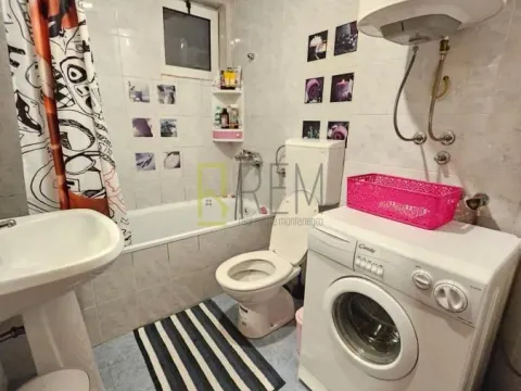 Prodaja, dvosoban stan, 65m², Centar, Podgorica - image 15