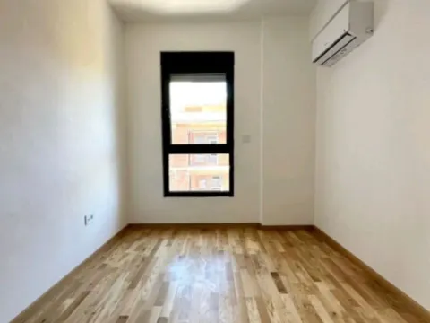 Sale, two bedroom apartment, 69m², Centar, Bar - image 2