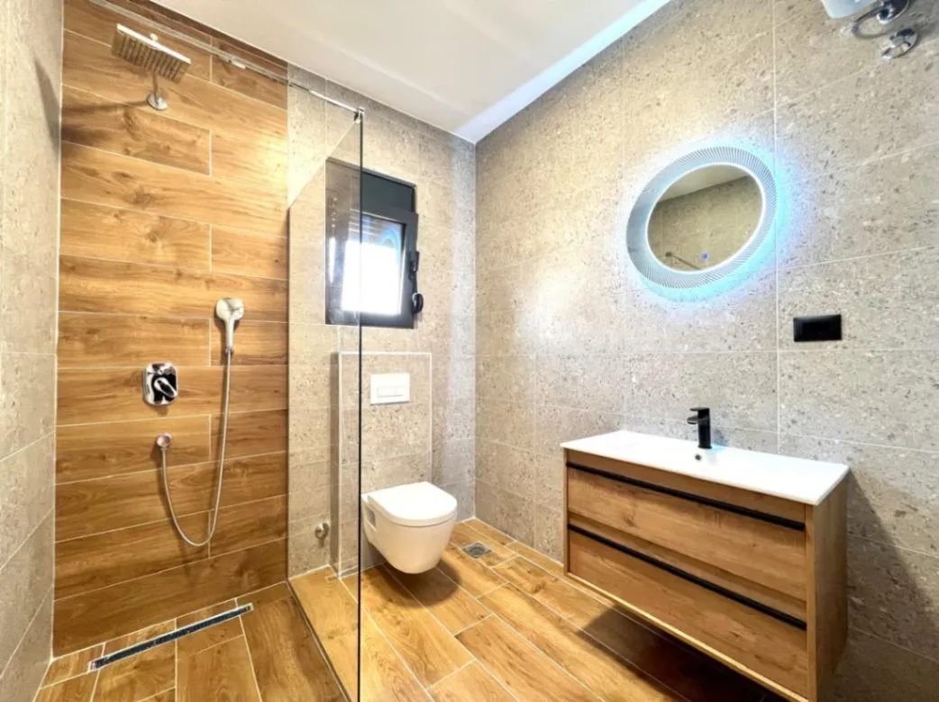 Prodaja, kuća, 150m², Donja Gorica, Podgorica