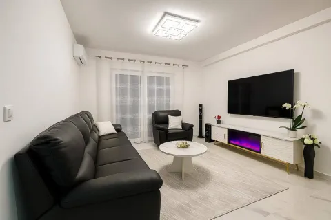 Sale, two bedroom apartment, 72m², Centar, Bar - image 7