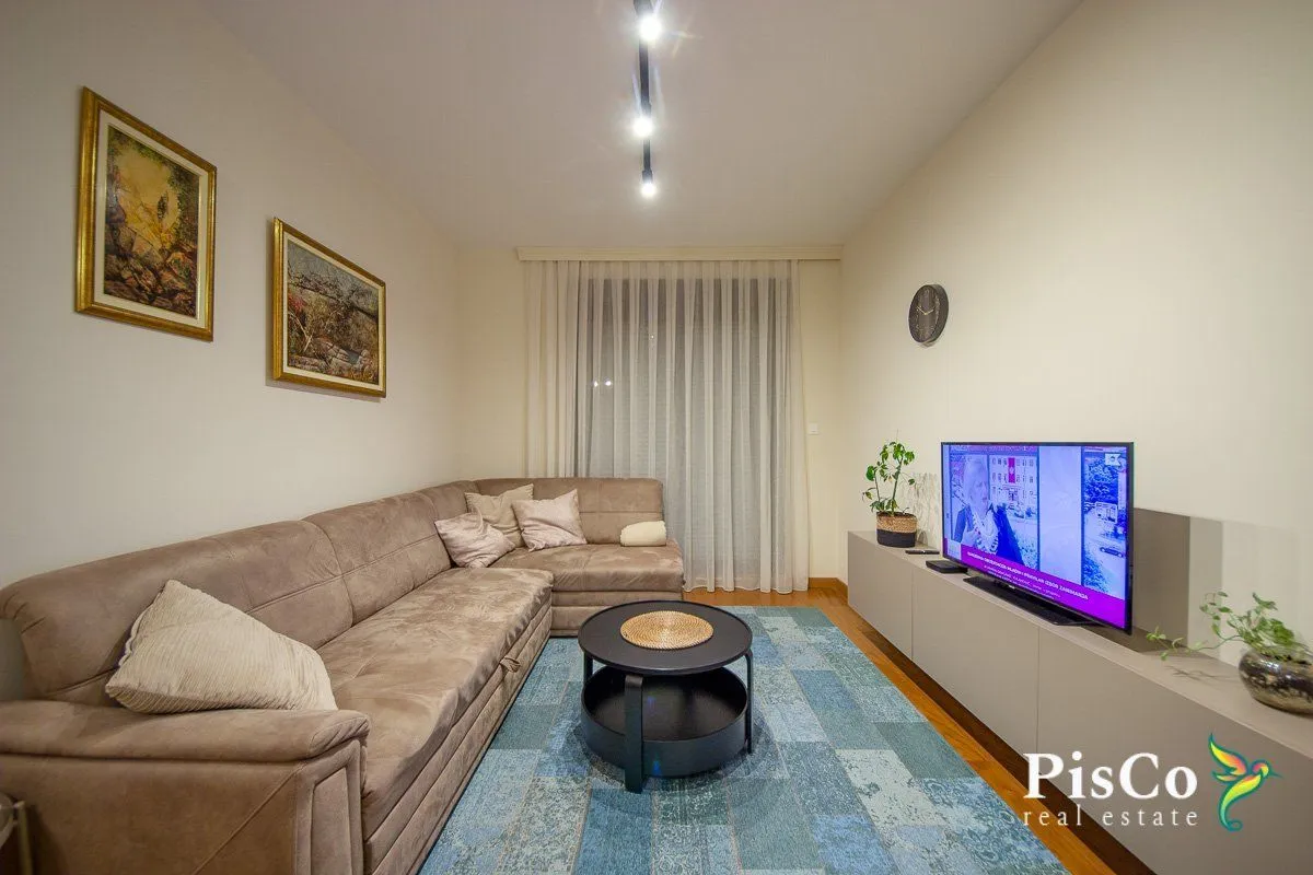 Prodaja, dvosoban stan, 70m², Centar, Podgorica